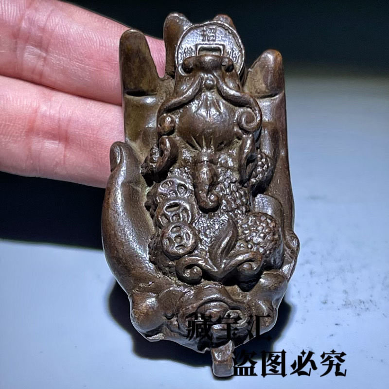 Vintage Collectible Items - Antike Sammlung: Massiver Messing-Glücks-Pixiu-Geldtier-Anhänger, Vintage Chinesisches